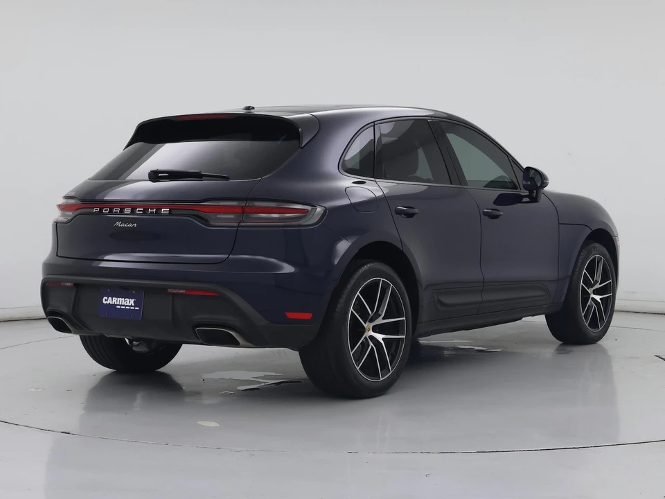 2023 Porsche Macan - Image 9 of 27