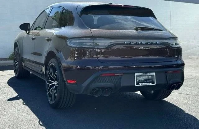 2023 Porsche Macan - Image 3 of 5
