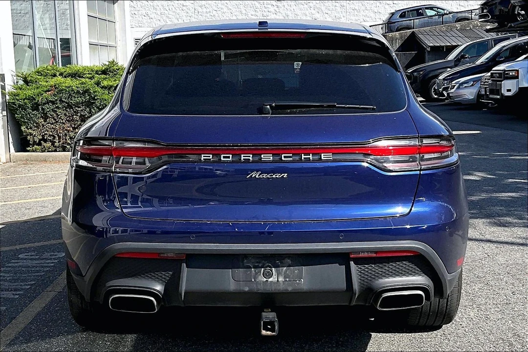 2023 Porsche Macan - Image 3 of 6