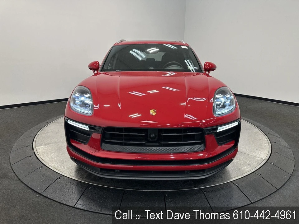 2023 Porsche Macan - Image 11 of 21