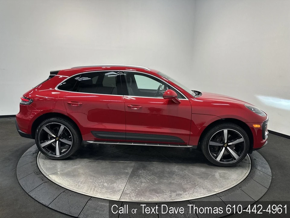 2023 Porsche Macan - Image 9 of 21