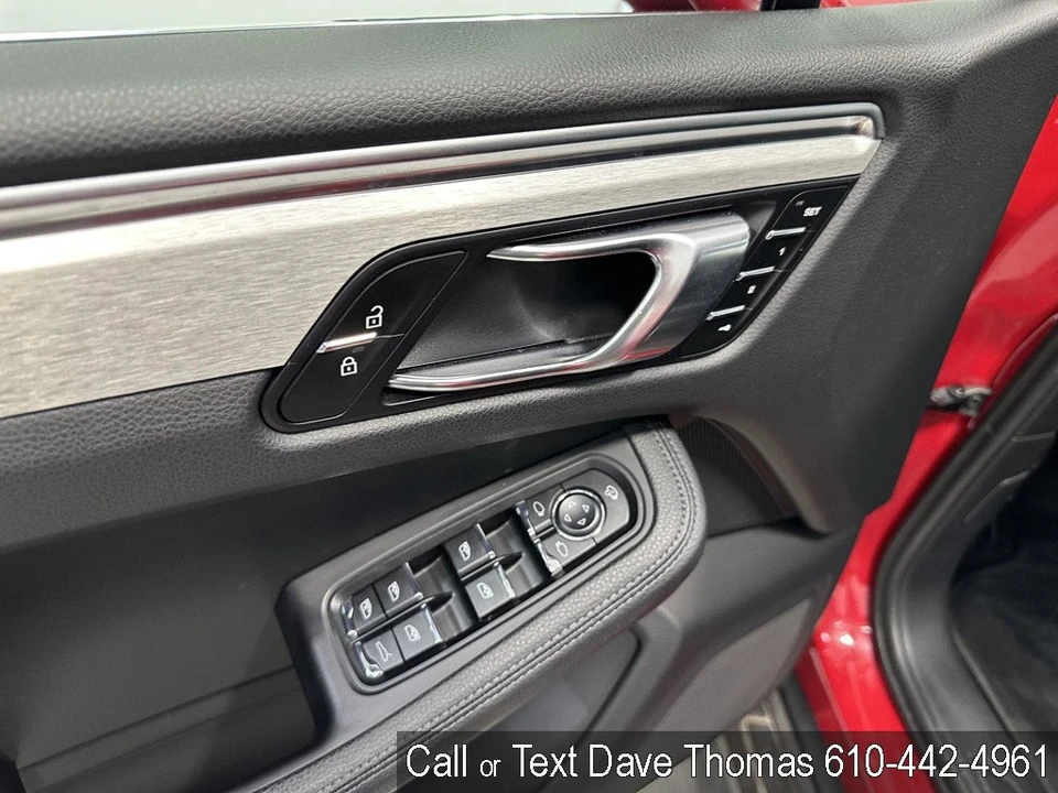 2023 Porsche Macan - Image 13 of 21