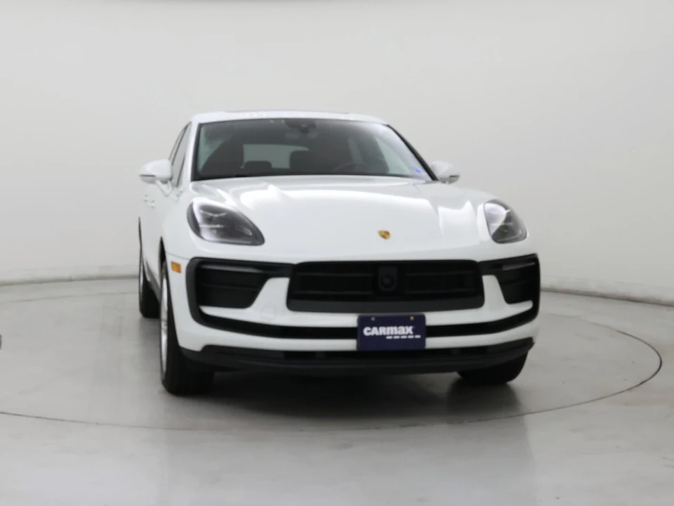 2023 Porsche Macan - Image 6 of 28