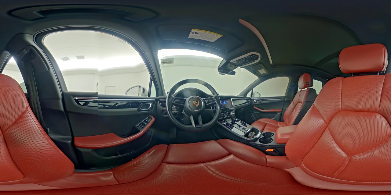 2023 Porsche Macan - Image 28 of 28