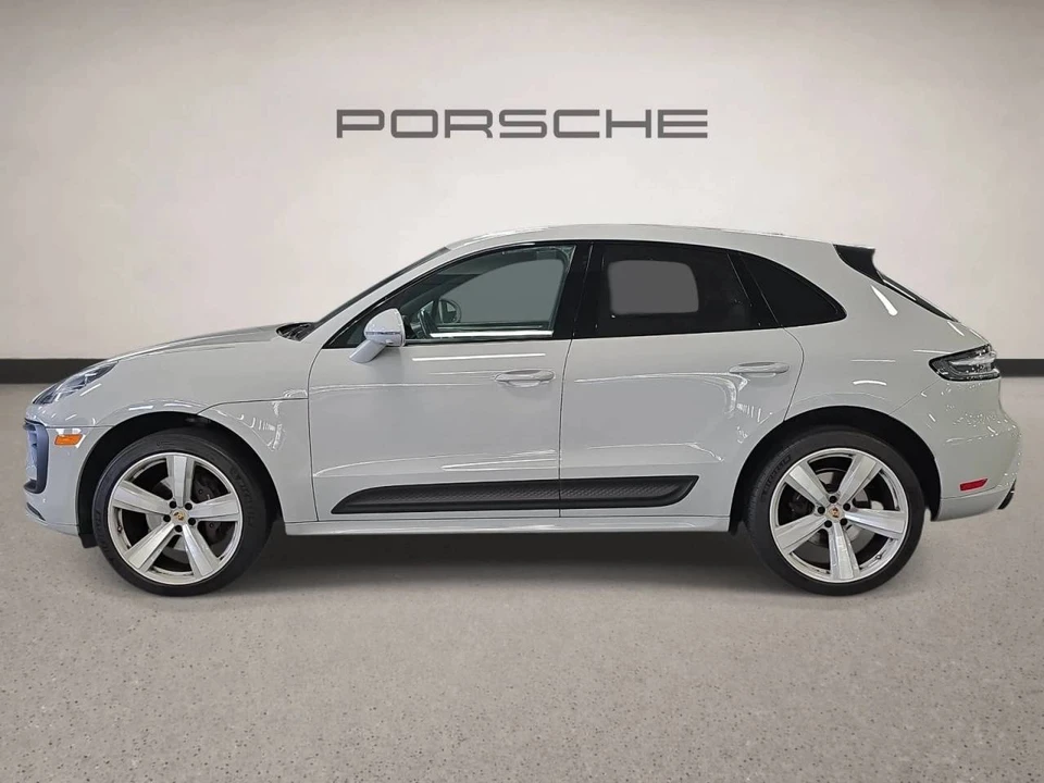 2023 Porsche Macan - Image 2 of 5