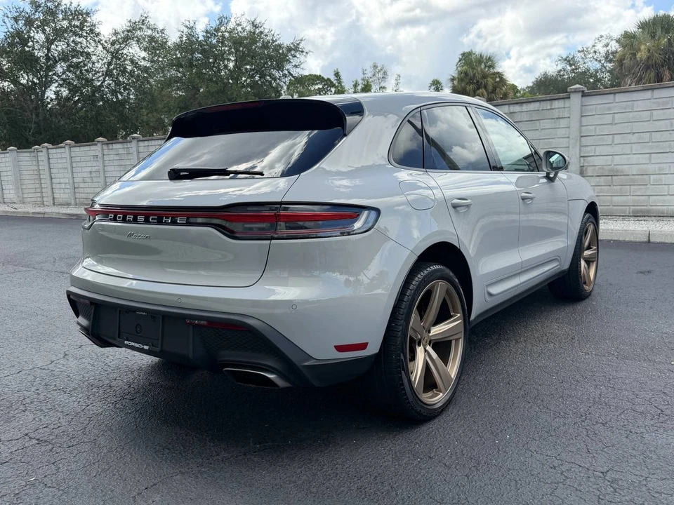 2023 Porsche Macan T - Image 5 of 5