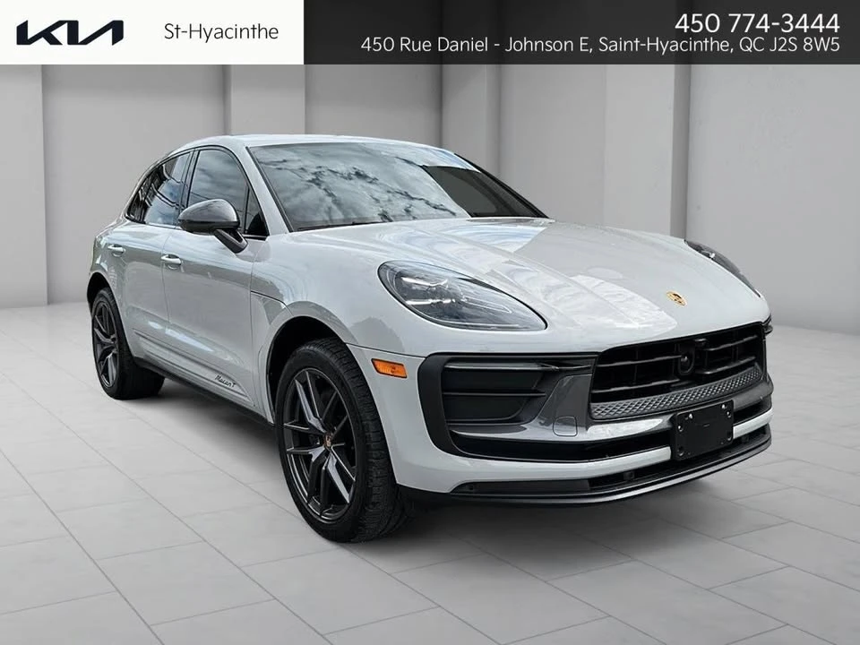 2023 Porsche Macan T - Image 3 of 4