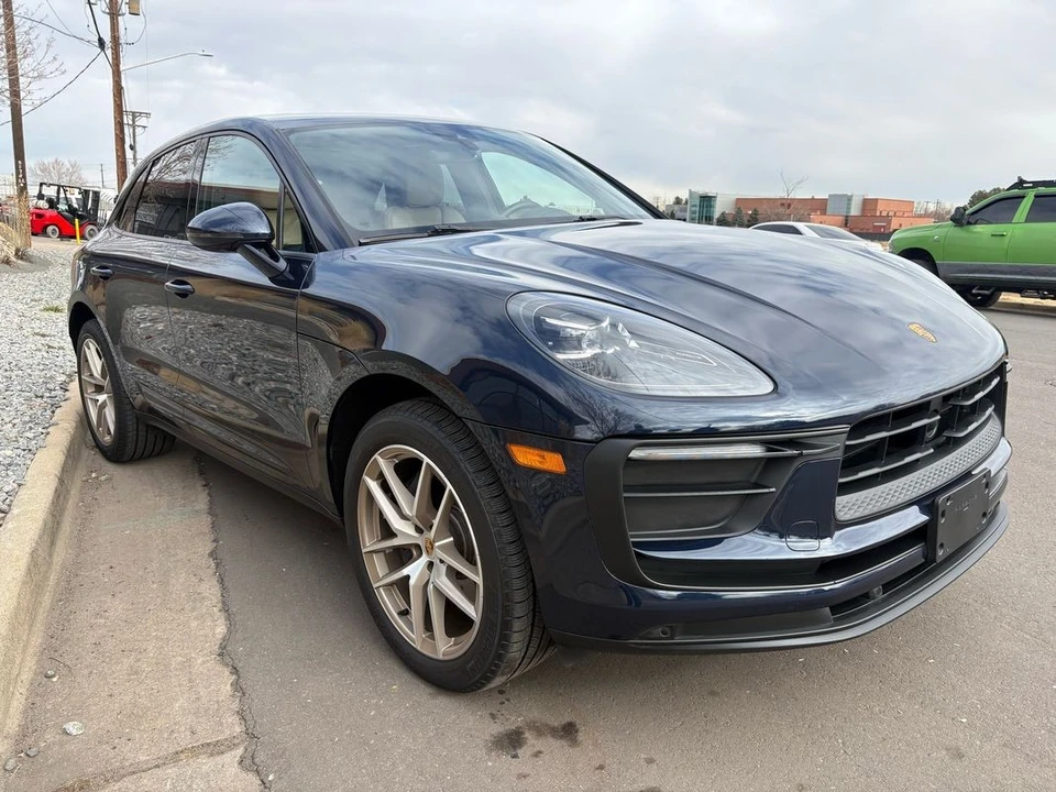 2023 Porsche - Image 11 of 31