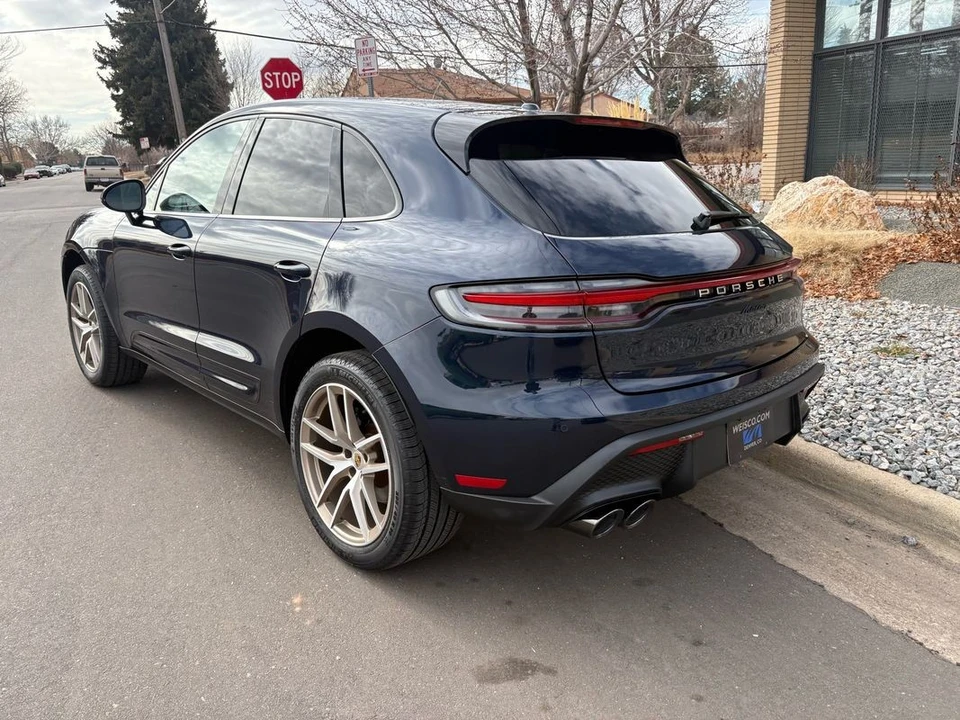 2023 Porsche Macan - Image 4 of 21