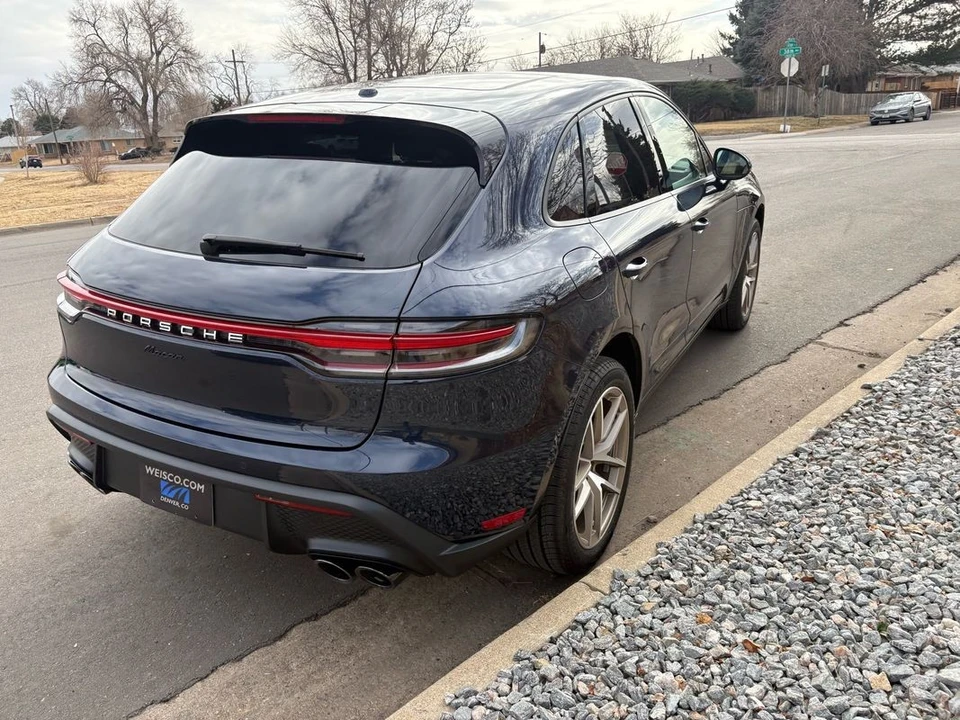2023 Porsche Macan - Image 5 of 21