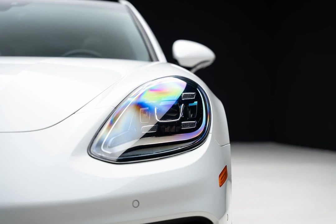 2023 Porsche 971 Panamera - Image 10 of 31