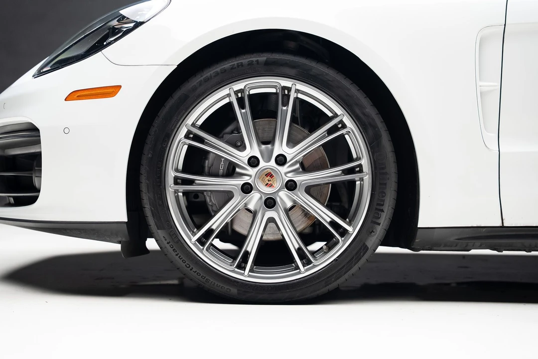 2023 Porsche 971 Panamera - Image 19 of 31