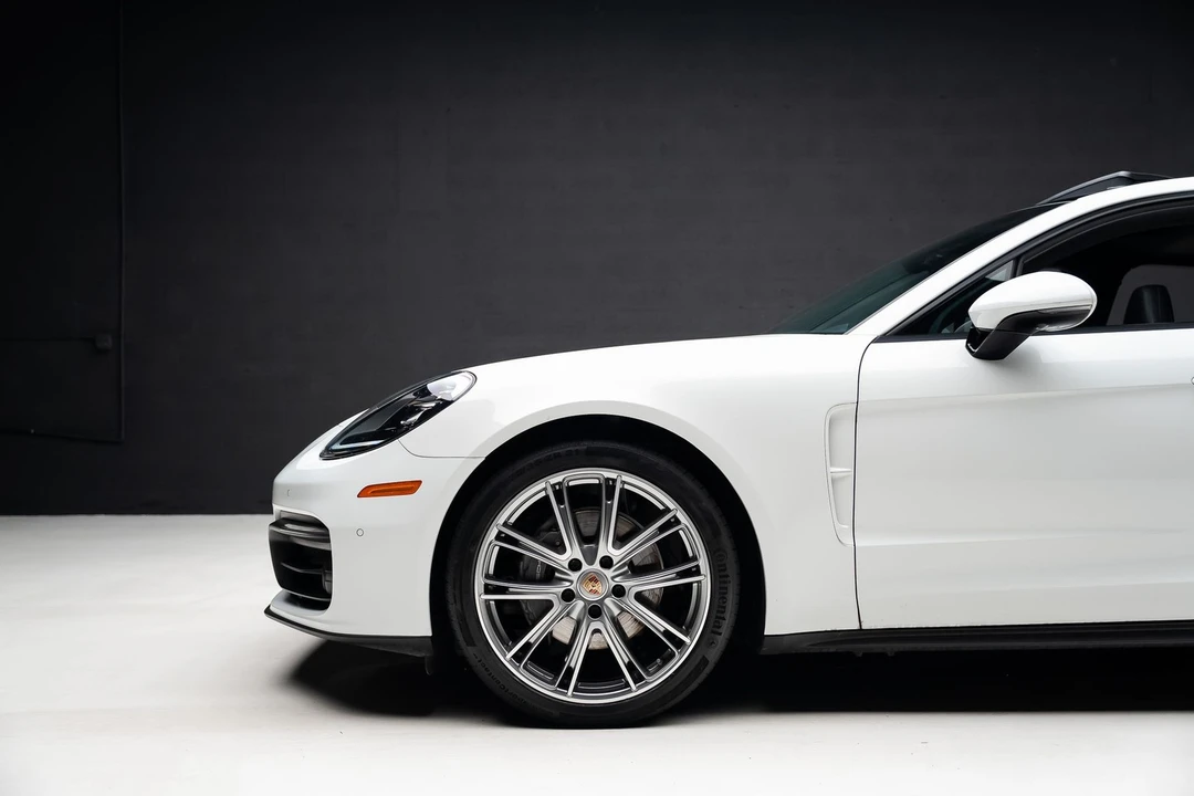 2023 Porsche 971 Panamera - Image 18 of 31