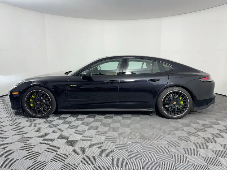 2023 Porsche 971 Panamera - Image 2 of 12