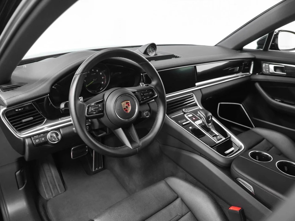 2023 Porsche 971 Panamera S - Image 4 of 5