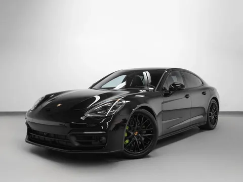 2023 Porsche Panamera 4 E-Hybrid