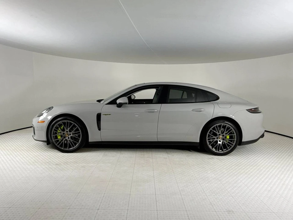 2023 Porsche 971 Panamera Turbo - Image 2 of 5