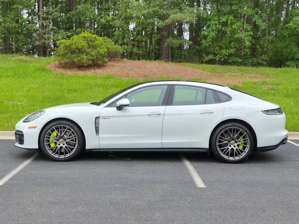 2023 Porsche 971 Panamera S - Image 2 of 5