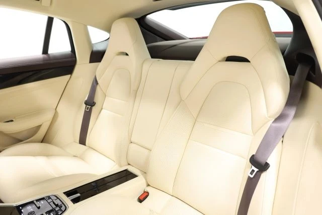2023 Porsche 976 Panamera - Image 3 of 12