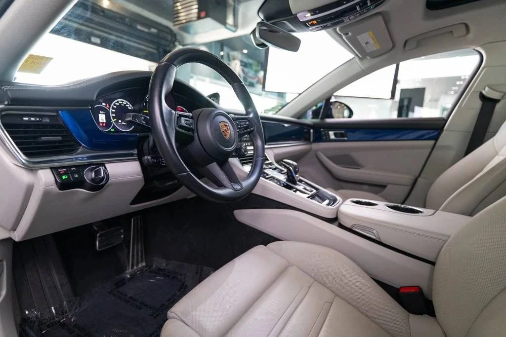 2023 Porsche 971 Panamera S - Image 4 of 5