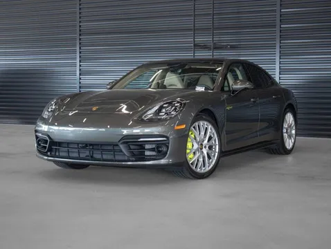 2023 Porsche Panamera 4 E-Hybrid Platinum Edition
