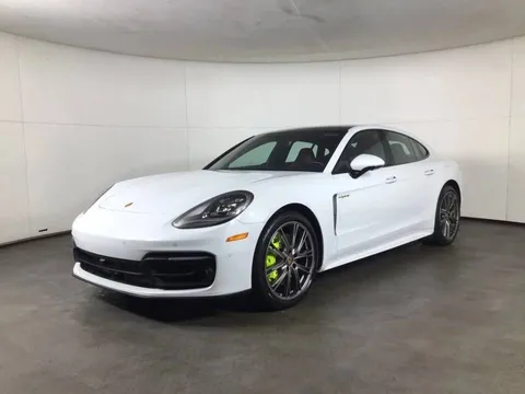 2023 Porsche Panamera 4 E-Hybrid Platinum Edition