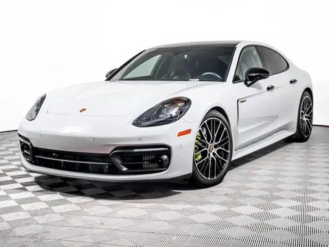 2023 Porsche Panamera 4 E-Hybrid