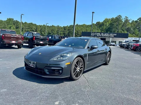 2023 Porsche Panamera 4 Executive
