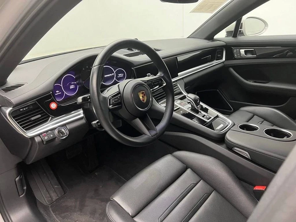 2023 Porsche 971 Panamera - Image 4 of 5