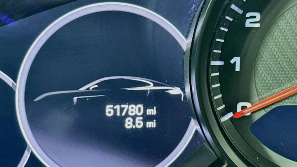 2023 Porsche 971 Panamera - Image 10 of 20