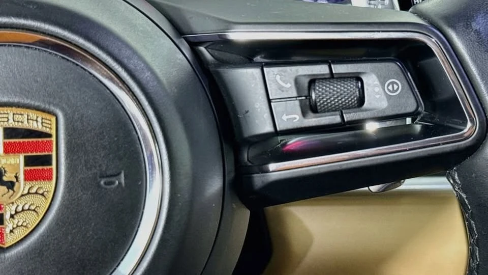 2023 Porsche 971 Panamera - Image 9 of 20