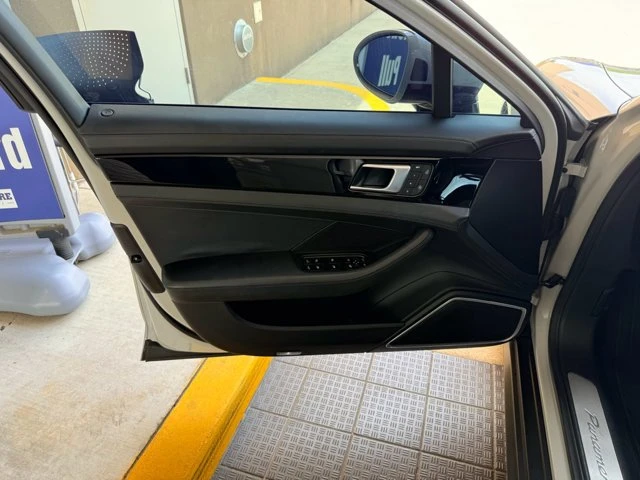 2023 Porsche 971 Panamera - Image 9 of 20
