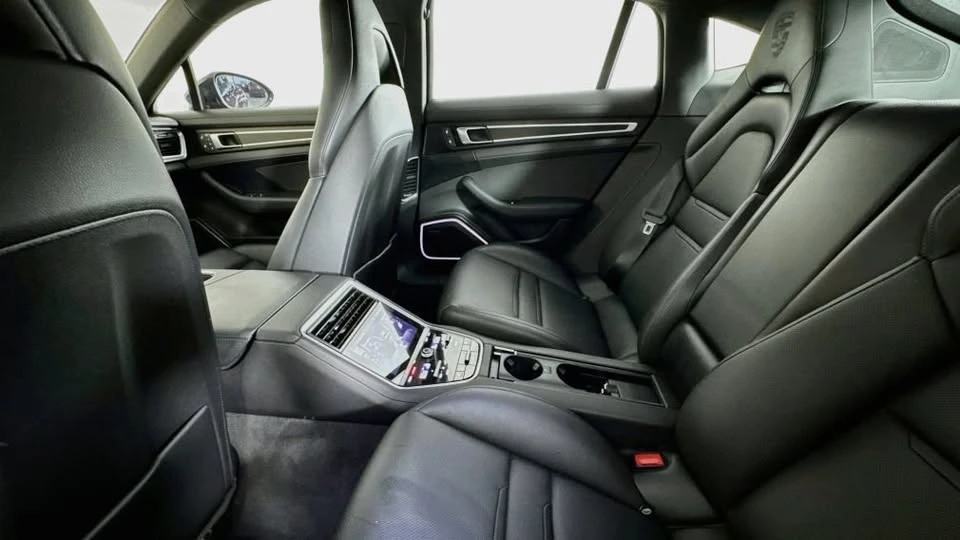 2023 Porsche 971 Panamera - Image 18 of 20