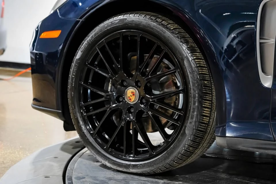 2023 Porsche 971 Panamera - Image 5 of 20