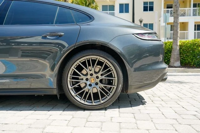 2023 Porsche 971 Panamera - Image 16 of 31
