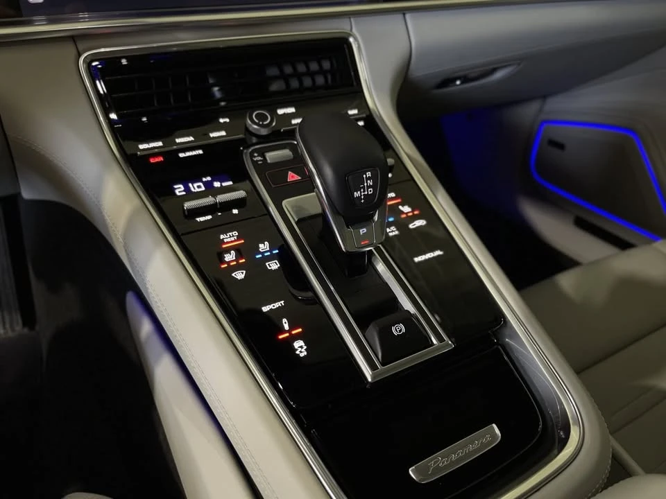 2023 Porsche 971 Panamera - Image 9 of 13