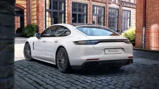 2023 Porsche 971 Panamera - Image 3 of 4