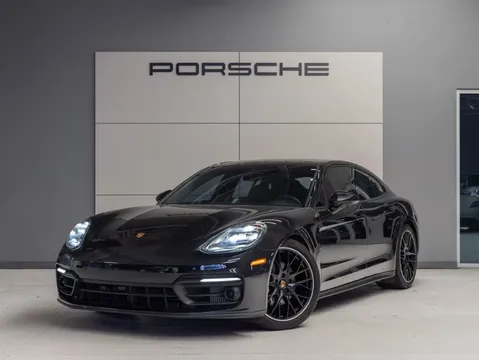 2023 Porsche Panamera 4 Platinum Edition