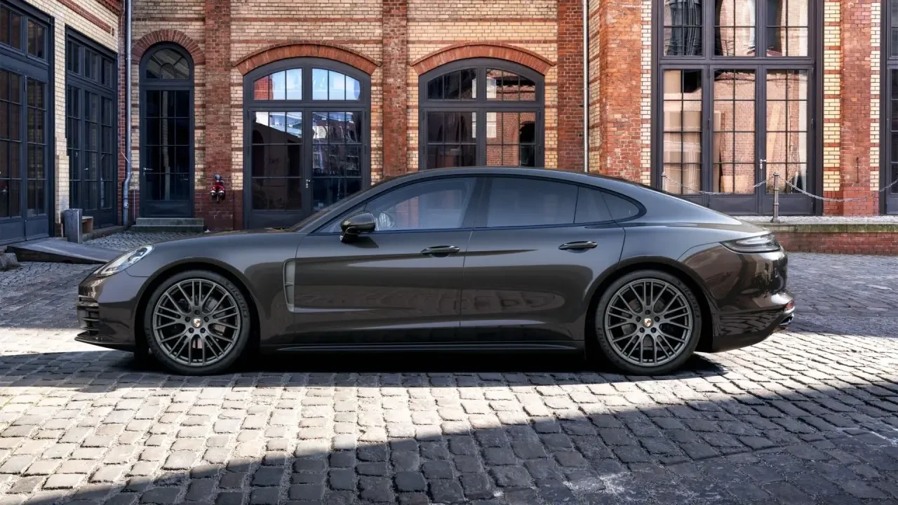 2023 Porsche 971 Panamera - Image 3 of 6
