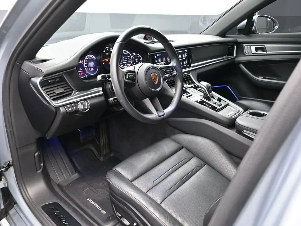 2023 Porsche 976 Panamera - Image 4 of 8