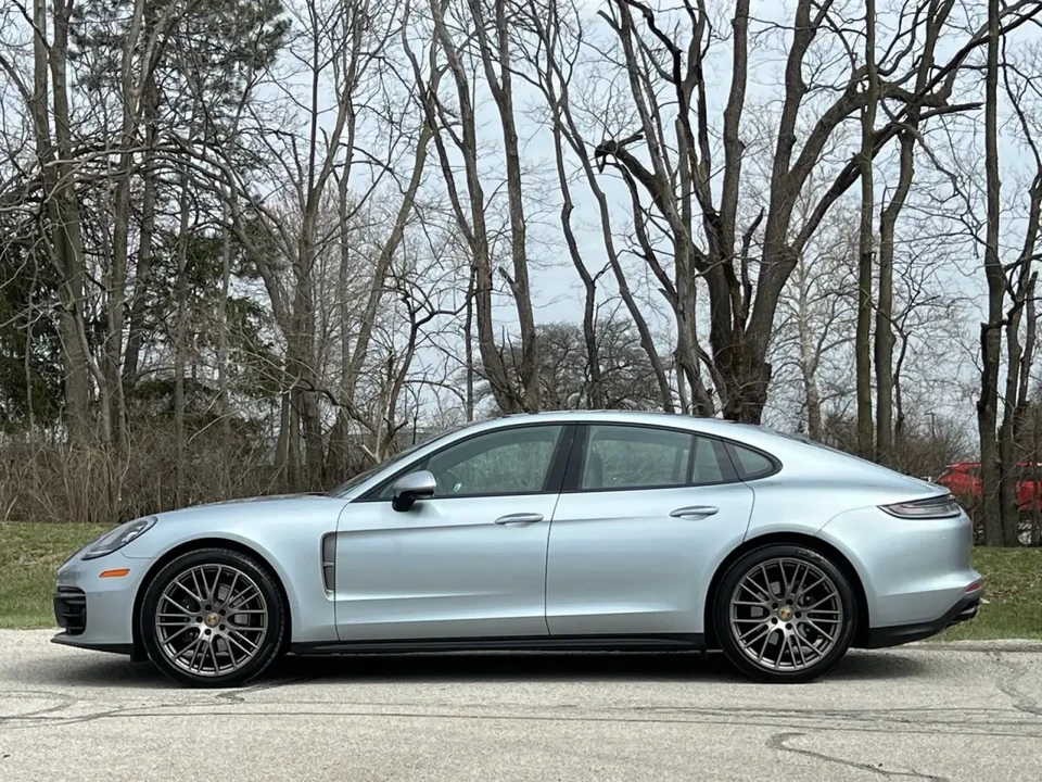 2023 Porsche 971 Panamera - Image 2 of 8