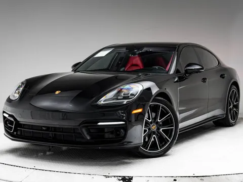 2023 Porsche Panamera 4 Platinum Edition