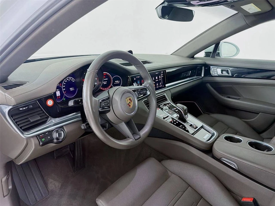 2023 Porsche 971 Panamera - Image 4 of 5