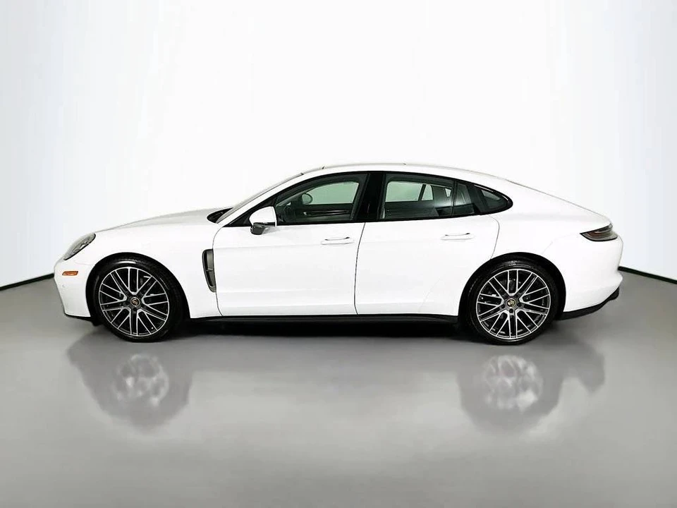 2023 Porsche 971 Panamera - Image 2 of 5