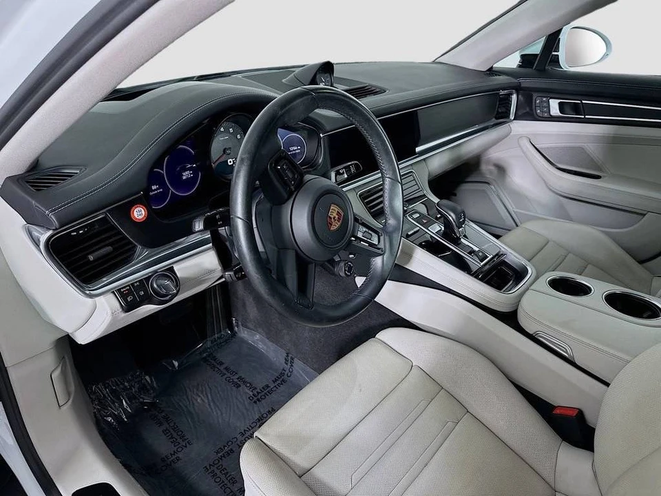 2023 Porsche 971 Panamera - Image 4 of 5