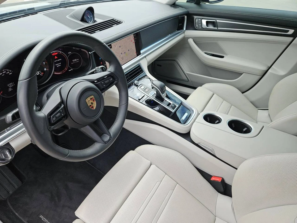 2023 Porsche 971 Panamera - Image 4 of 5