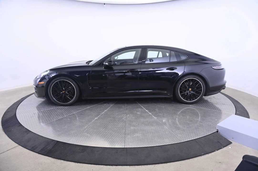 2023 Porsche 971 Panamera - Image 2 of 5