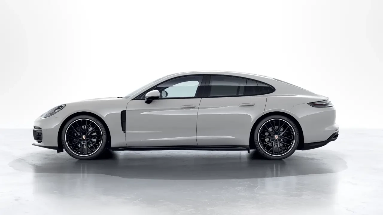2023 Porsche 971 Panamera - Image 17 of 31