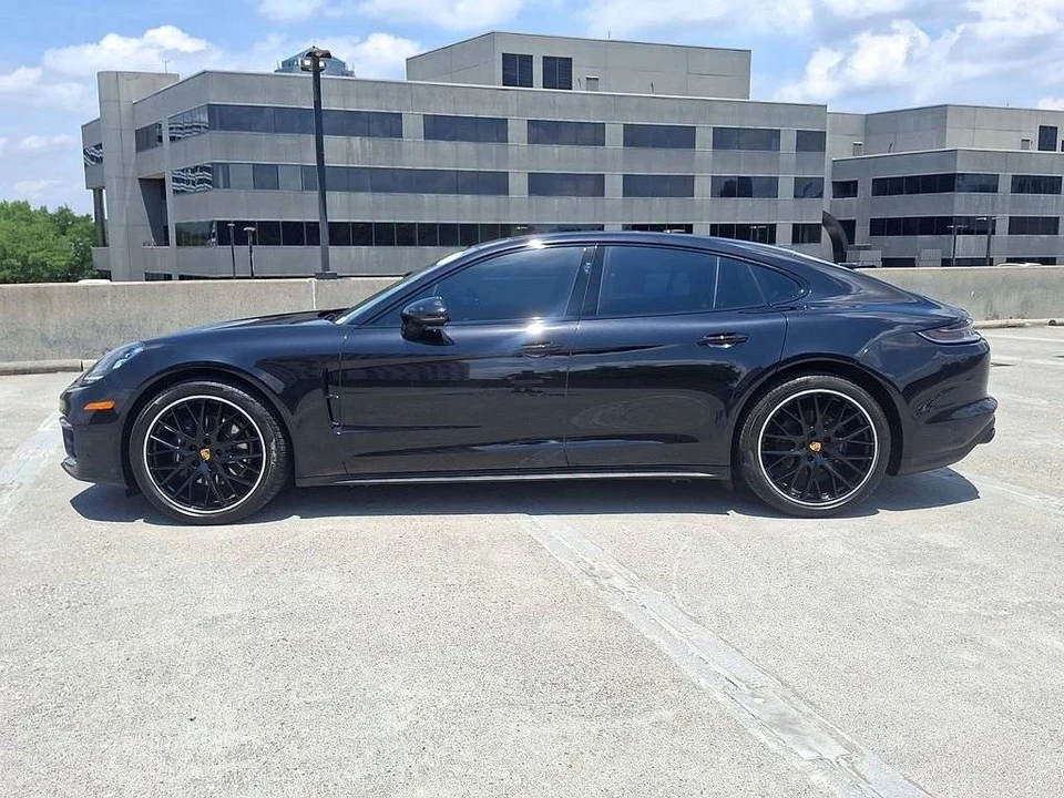 2023 Porsche 971 Panamera - Image 2 of 5