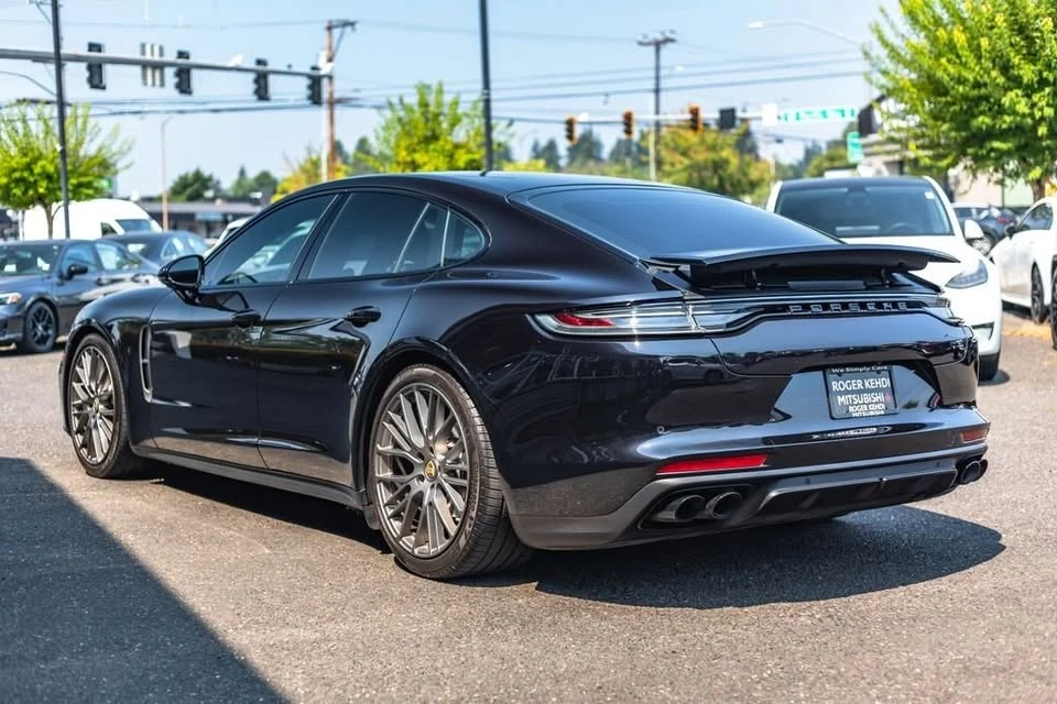 2023 Porsche 971 Panamera - Image 9 of 20